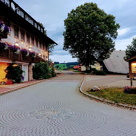 Zur Traube Schwarzwaldhotel & Restaurant Am Titisee Sankt Märgen Extérieur photo